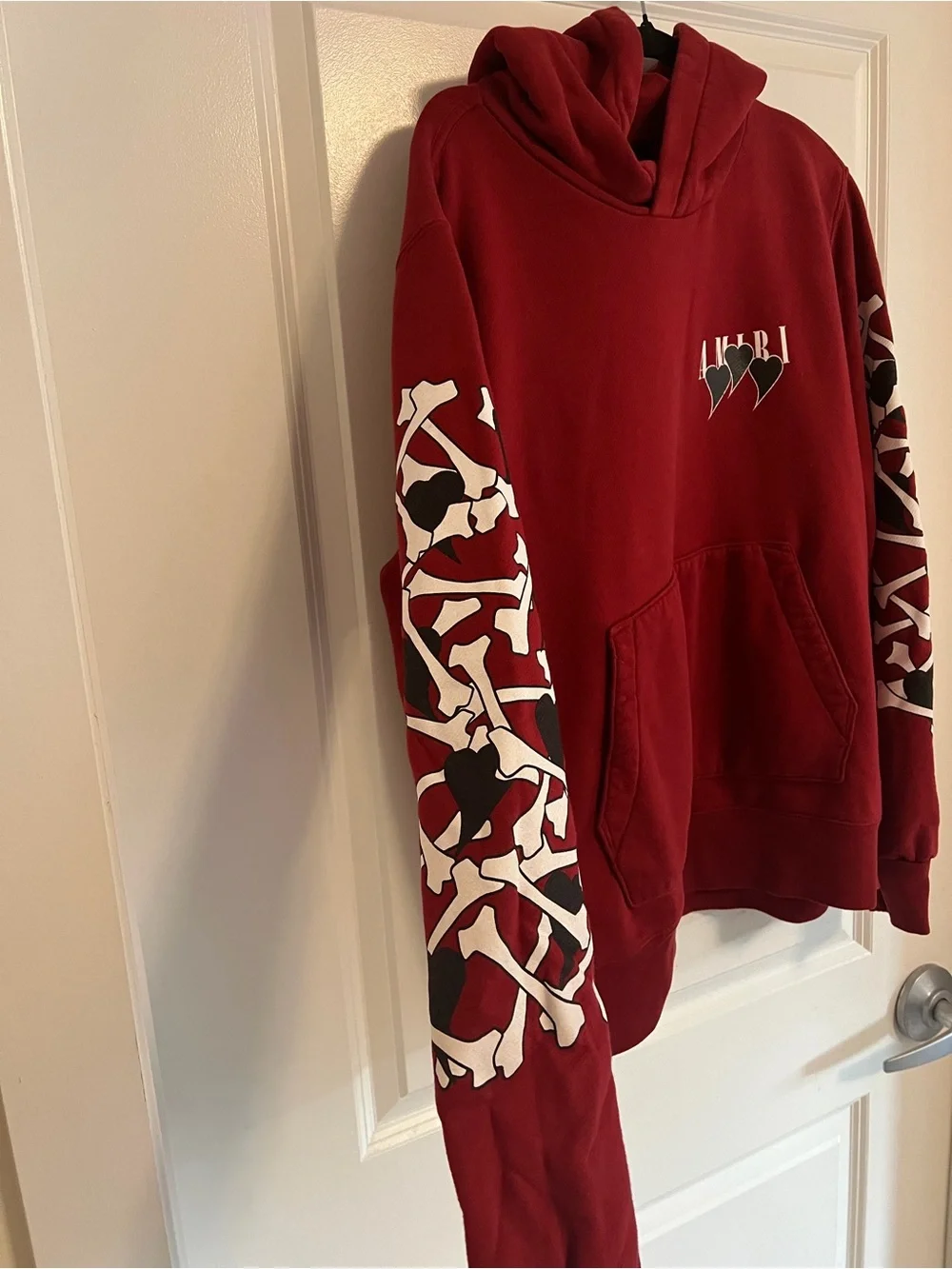 AMIRI Red Graphic Crewneck Sweatshirt with Sleeve Hearts